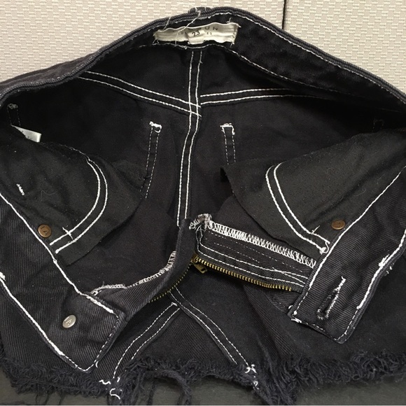 Pacsun black denim mini skirt size 23 - 5 pockets - Picture 12 of 12